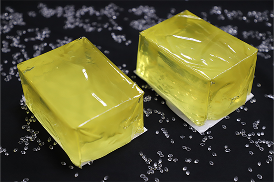 运动鞋边缘脱层问题